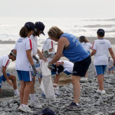 CI1A6247_2-1160x773 Beach Clean up