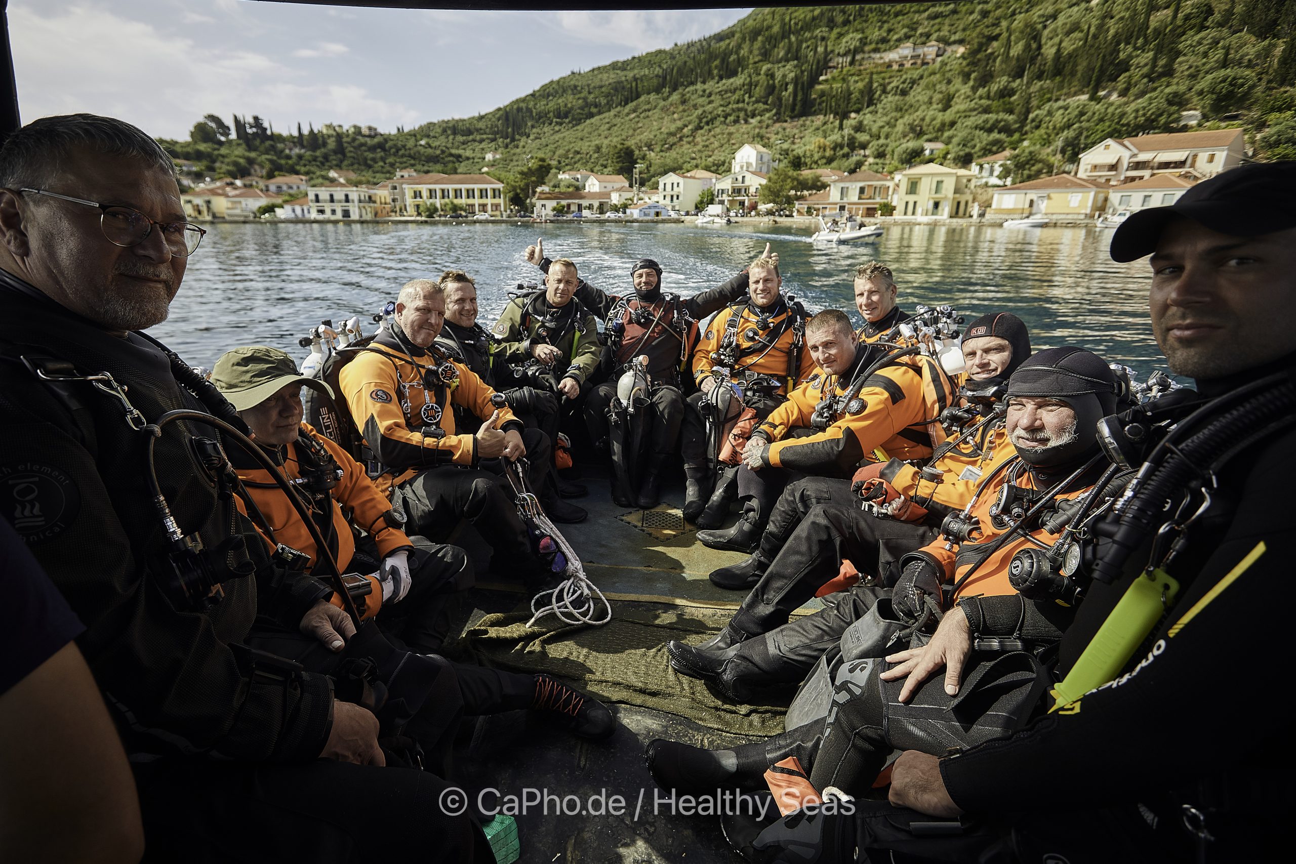 Press Release: International marine conservation organisations return to Greece, to tackle ghost farms
