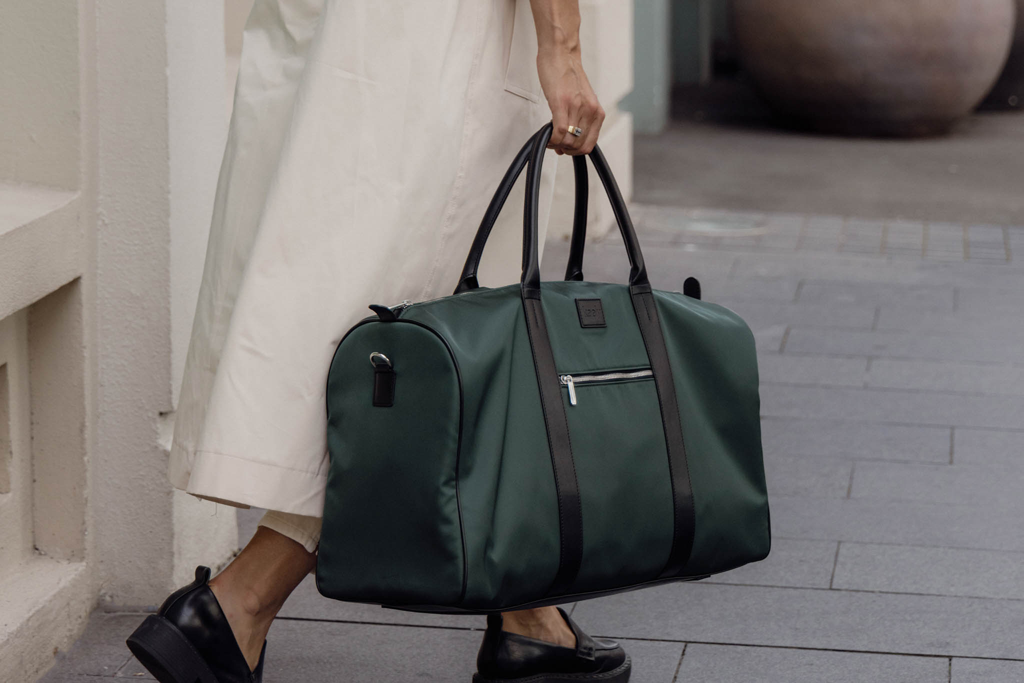 Keely crafts beautiful, sustainable bags