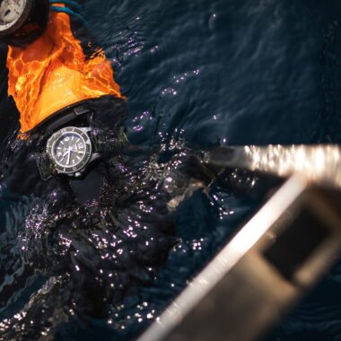 healthy-seas-diver-wearing-the-superocean-outerknown-on-his-wrist-1160x773